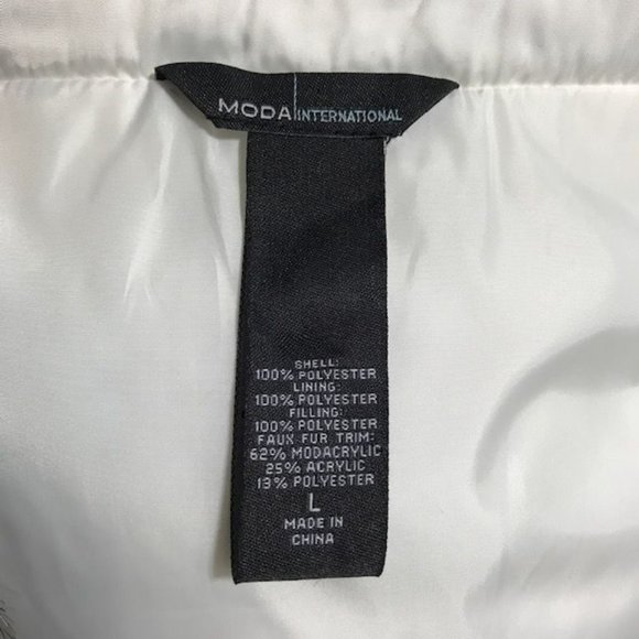 NWOT Moda International Sugar Removable Faux Fur Puffer Vest - Picture 15 of 16